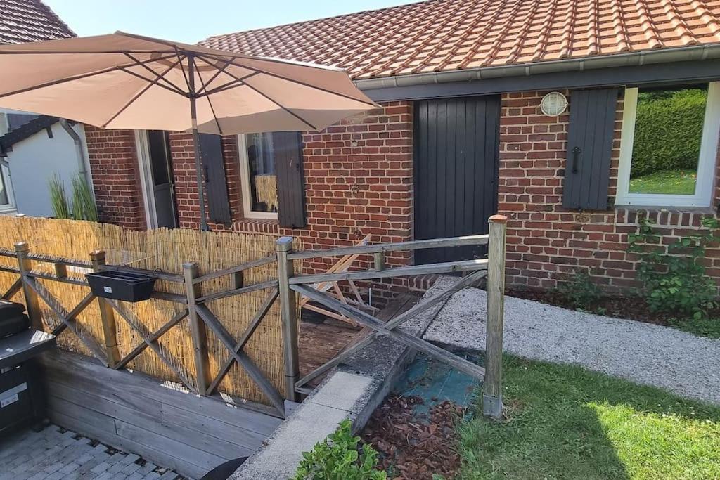 Studio indépendant avec terrasse vue jardin Beauchamps  Exterior foto